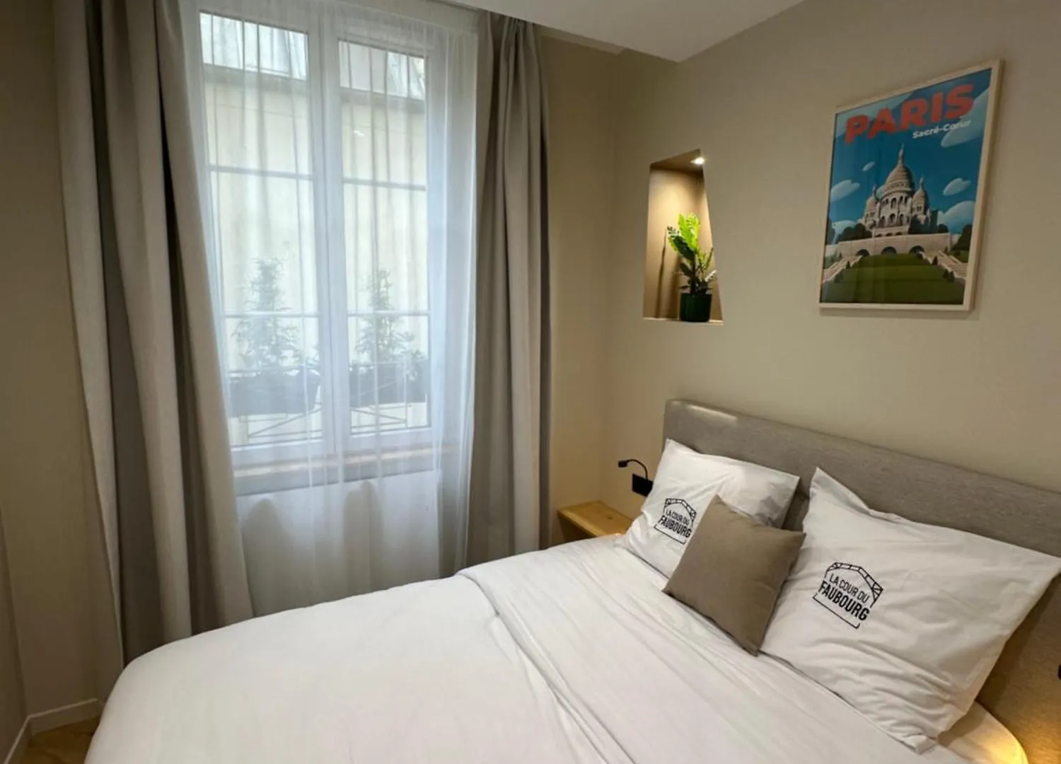 Bed & Breakfast Les Chambres Du Faubourg Paris France