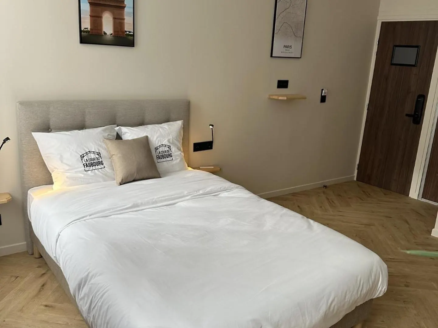 Les Chambres Du Faubourg Paris Bed & Breakfast